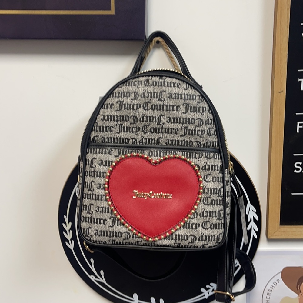 NWT JUICY COUTURE RED HEART BACKPACK 🎒🌹🌹🌹😊
